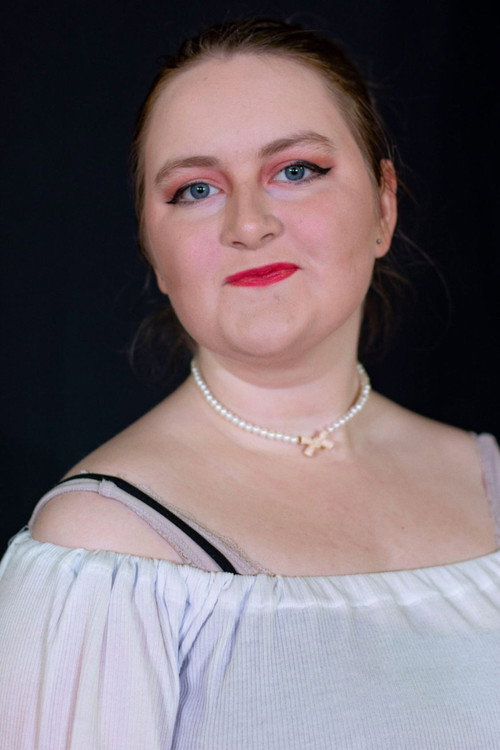 Photo of Robyn Kelly, Acting