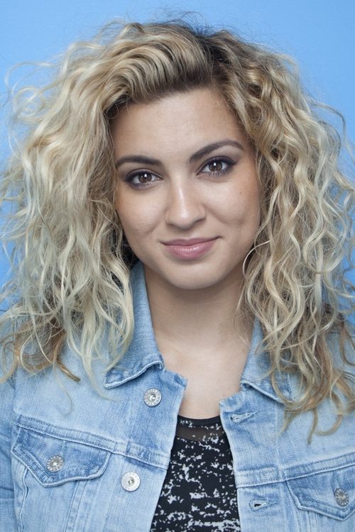 Tori Kelly profile