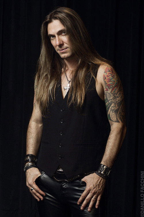 Photo of Edu Falaschi, Acting