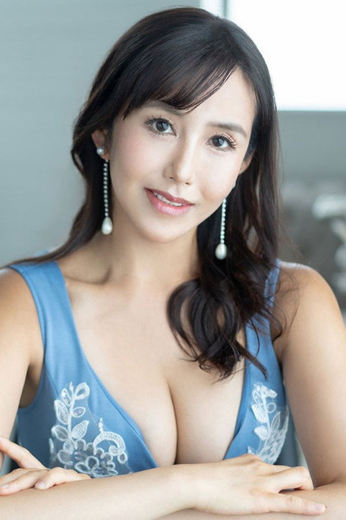 Photo of Kana Shiokawa, Acting