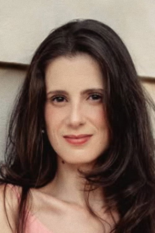 Isabela Prado profile