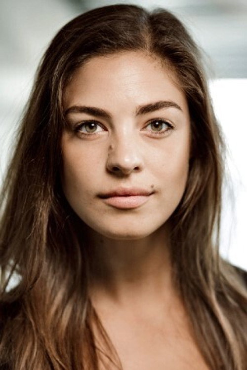 Photo of Natalie Madueño, Acting