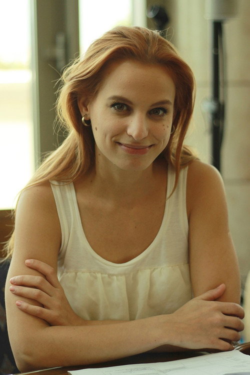 Photo of Estilla Mikecz, Acting