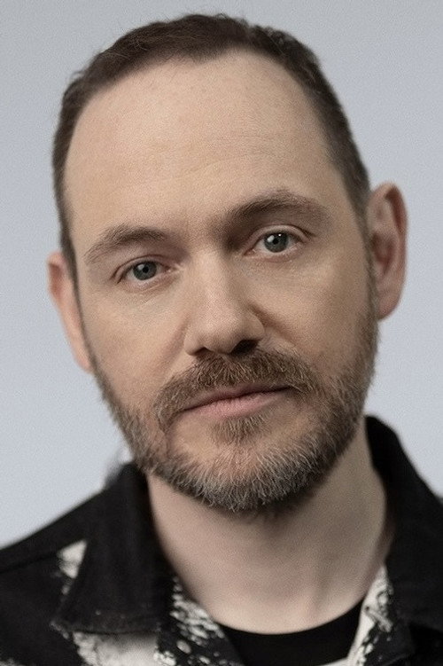 Photo of Iain Cook, Acting
