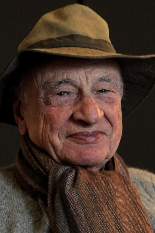 Photo of Edgar Morin, Writing
