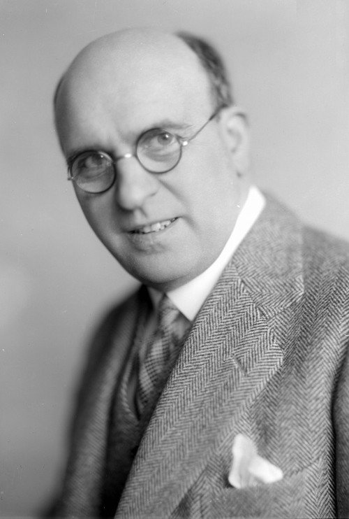 Photo of Fritz Löhner-Beda, Writing