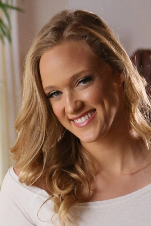 Photo of Mia Vallis, Acting