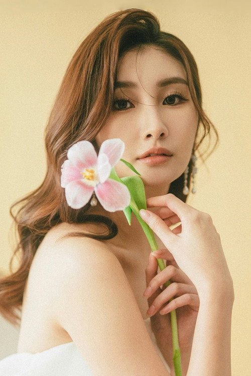 Shirley Sham profile