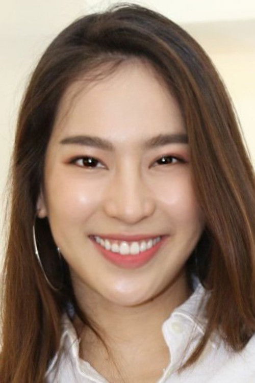 Apichaya Phanichtrakool profile