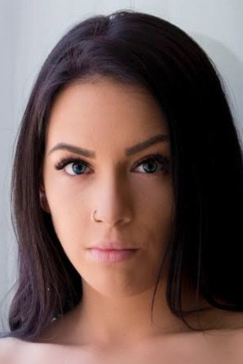 Photo of Daniella DeRusky, Acting