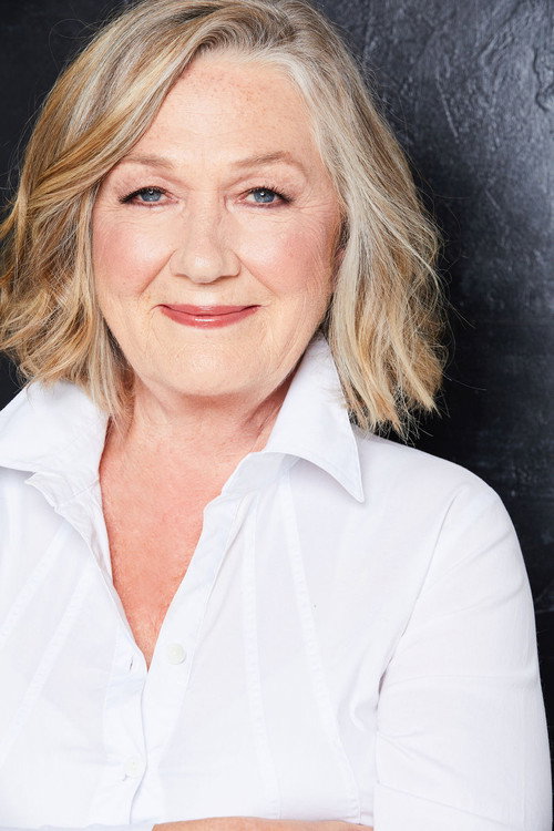 Photo of Sarah Benoit, Acting
