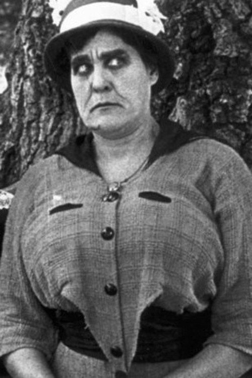 Photo of Phyllis Allen, Acting