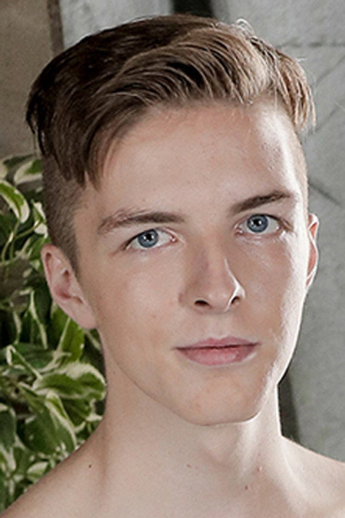 Photo of Curtis Dee, Acting