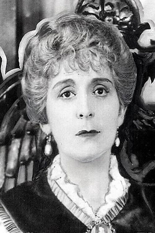 Clarissa Selwynne profile