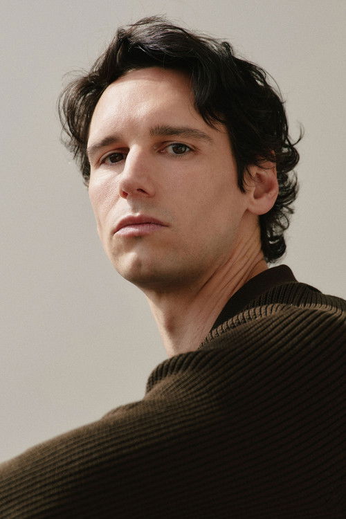 Cory Michael Smith profile