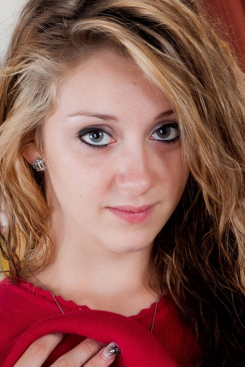 Photo of Nicole Ashlyn, Acting