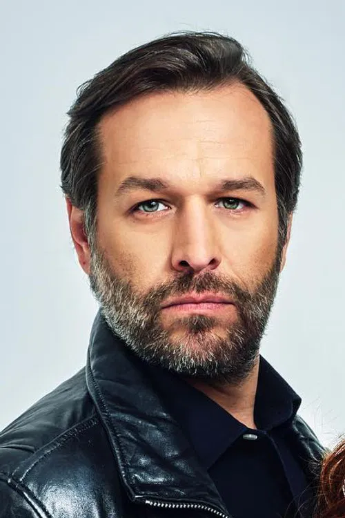 Kamil Mikulčík profile