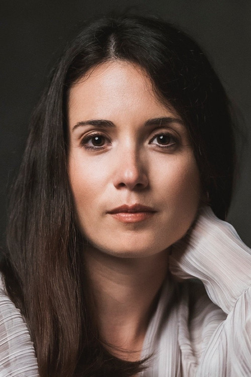 Photo of Claudia Gusmano, Acting