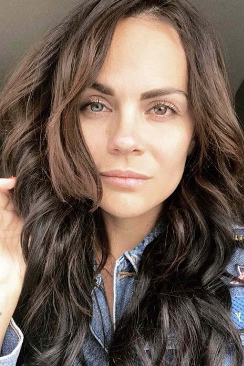 Photo of Laura Carmine, Acting