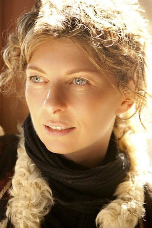 Photo of Isabella Vosmikova, Camera