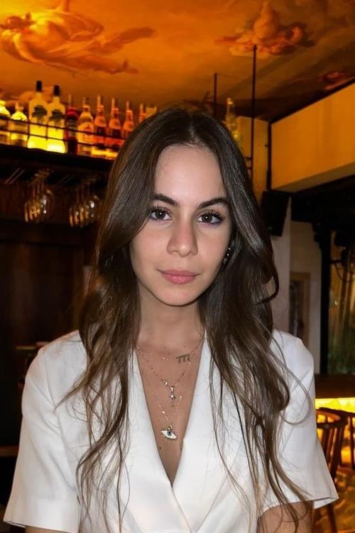 Naz Sayıner profile