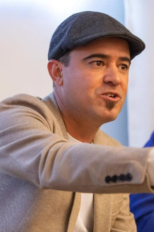Photo of Ricardo Olivero Lora, Writing