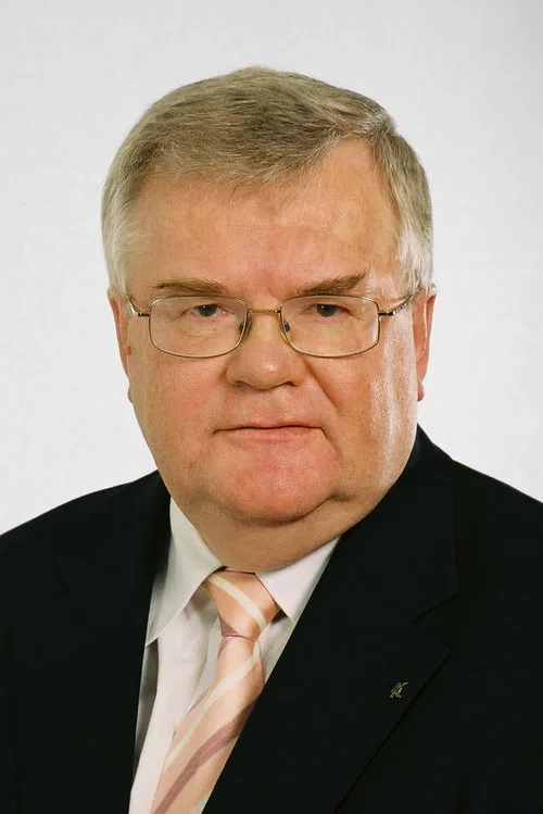 Photo of Edgar Savisaar, Acting
