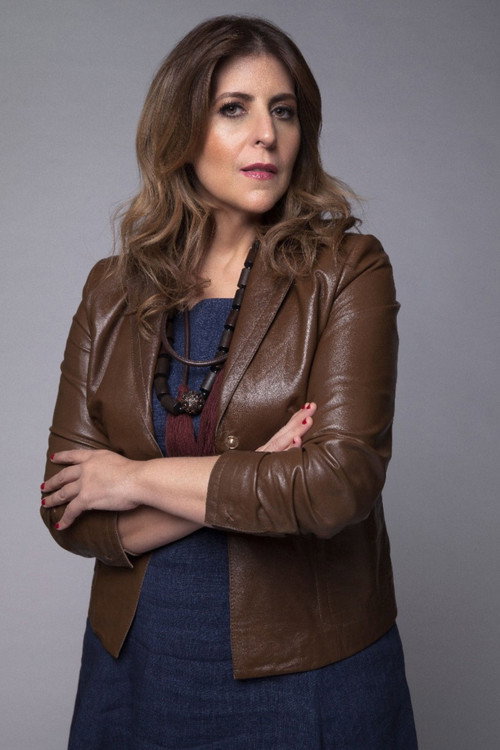 Photo of Tana Schémbori, Directing