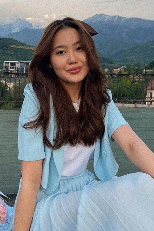 Photo of Damelya Sweet, Acting