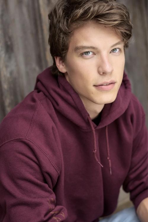 Photo of Justin Derickson, Acting