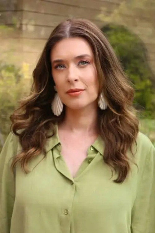 Photo of Daniela Paschoal, Acting
