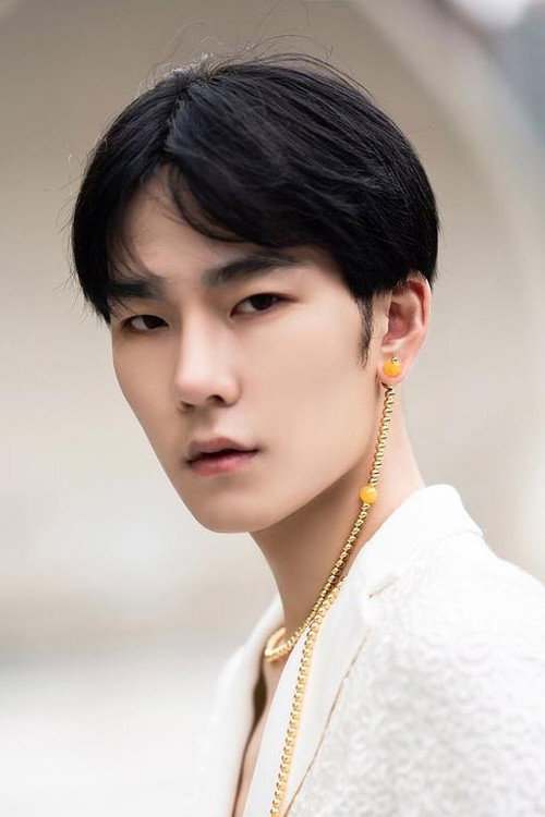 Photo of Wang Yihuan, Acting