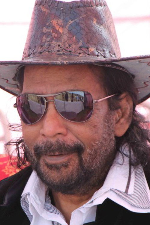 Photo of Iqbal Durrani, Writing