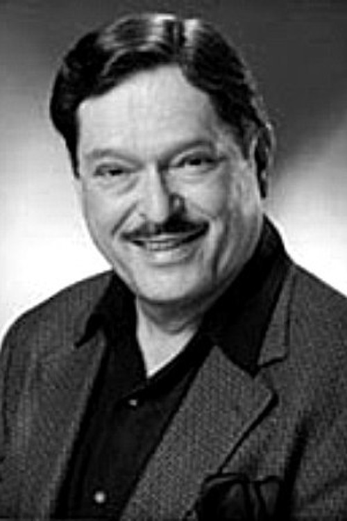 Raúl Dávila profile