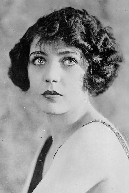 Photo of Renée Adorée, Acting