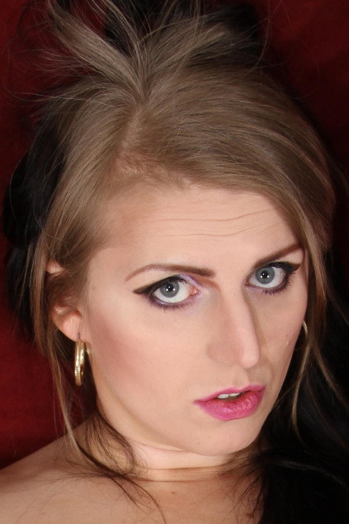 Photo of Chloe Wilcox, Acting