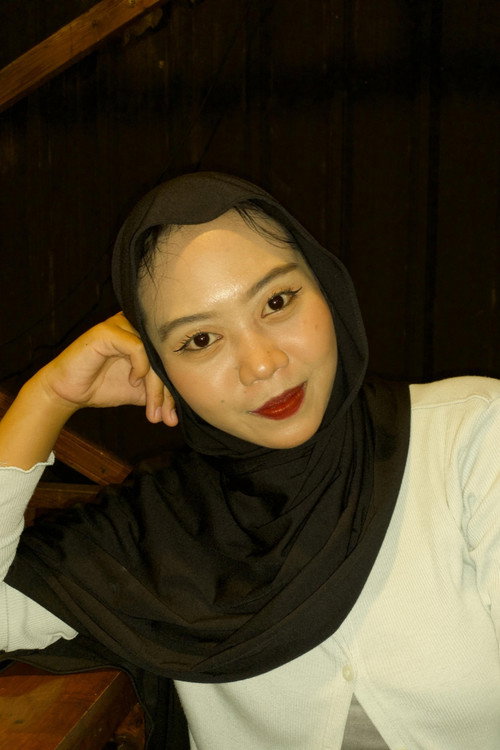 Photo of Tsuroya Nur Inayatun Nisa, Production