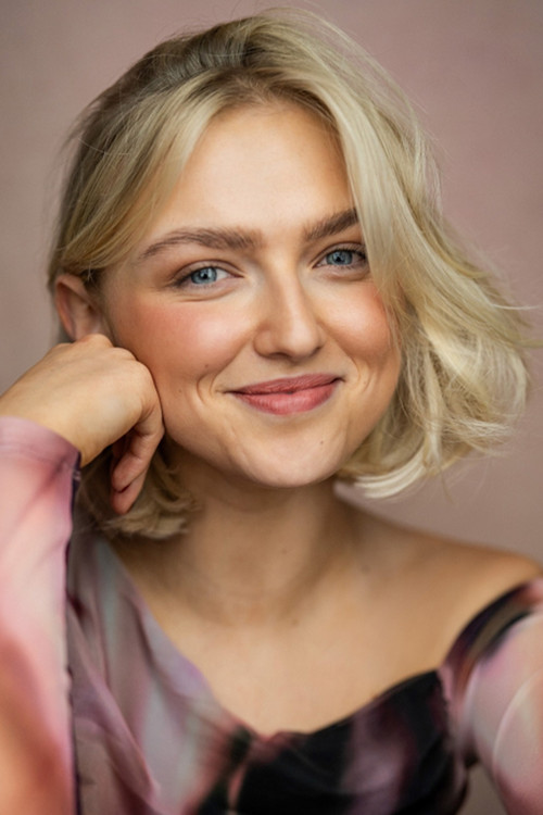 Photo of Emily Ash, Acting