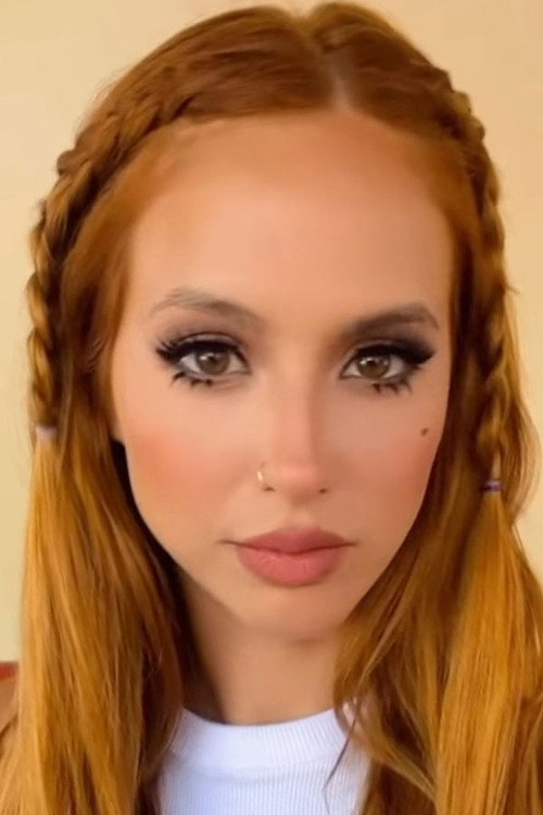 Photo of Flor Vigna, Acting