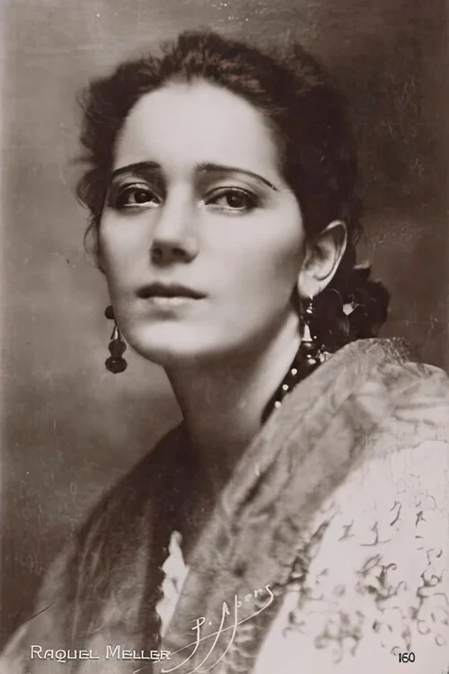 Photo of Raquel Meller, Acting