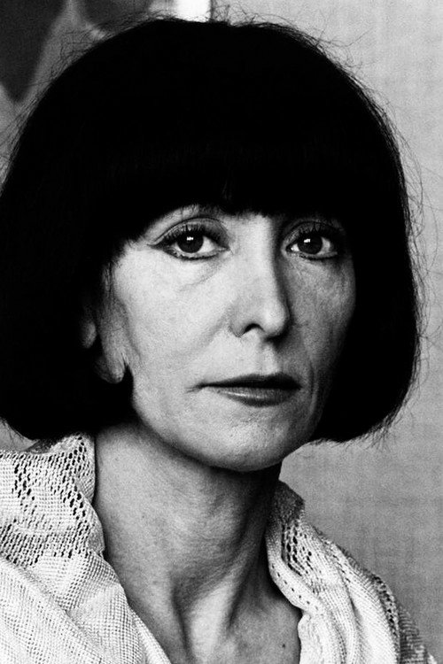 Photo of Claire Etcherelli, Writing