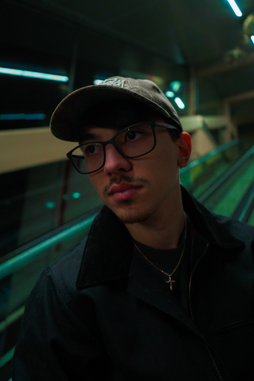 Photo of Gavin Godinez, Camera