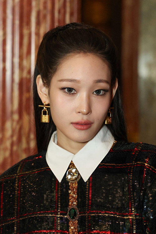 Photo of Annie, Acting