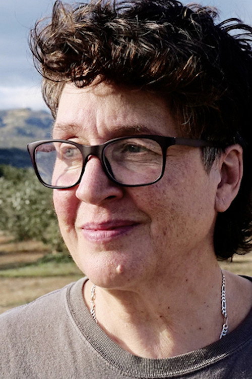 Angelika Levi profile