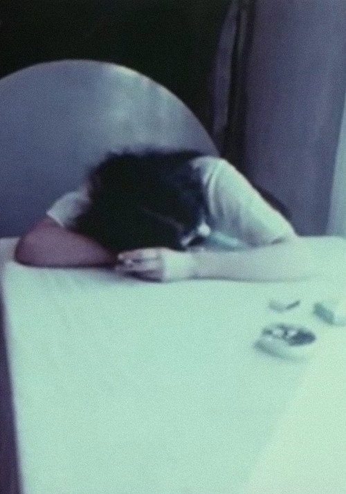 Movie poster for ...And a Table (1971)