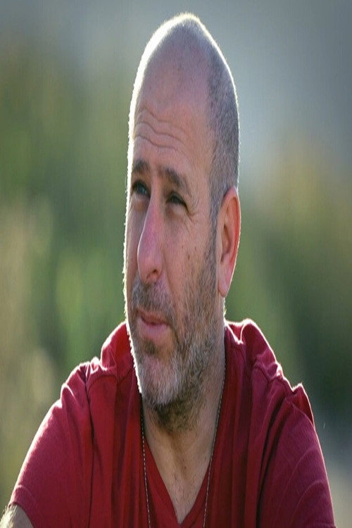 Photo of חנוך דאום, Acting