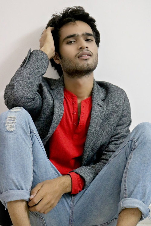 Photo of RAAHI, Acting
