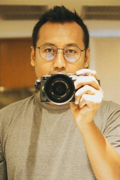 Photo of Vichart Somkaew, Camera