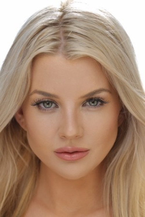 Photo of Baylee Curran, Acting
