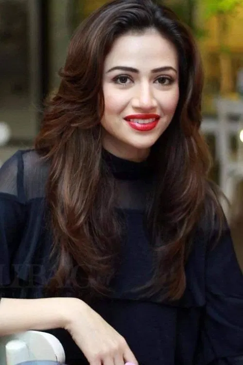 Sana Javed profile